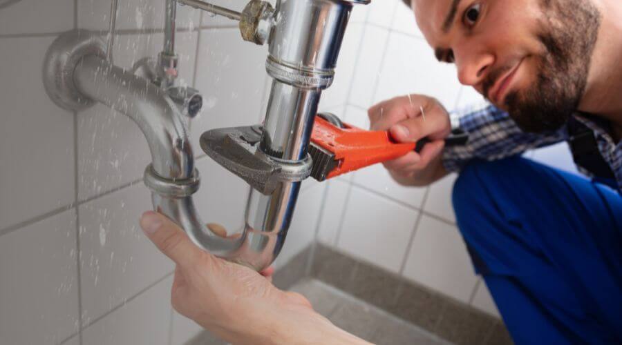 Local tankless water heater installation in Mass City, MI